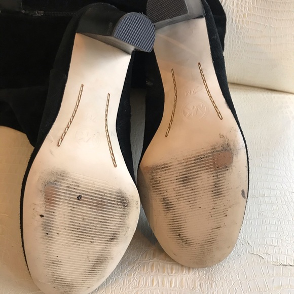 Micheal Kors high heeled black boots - Picture 2 of 2